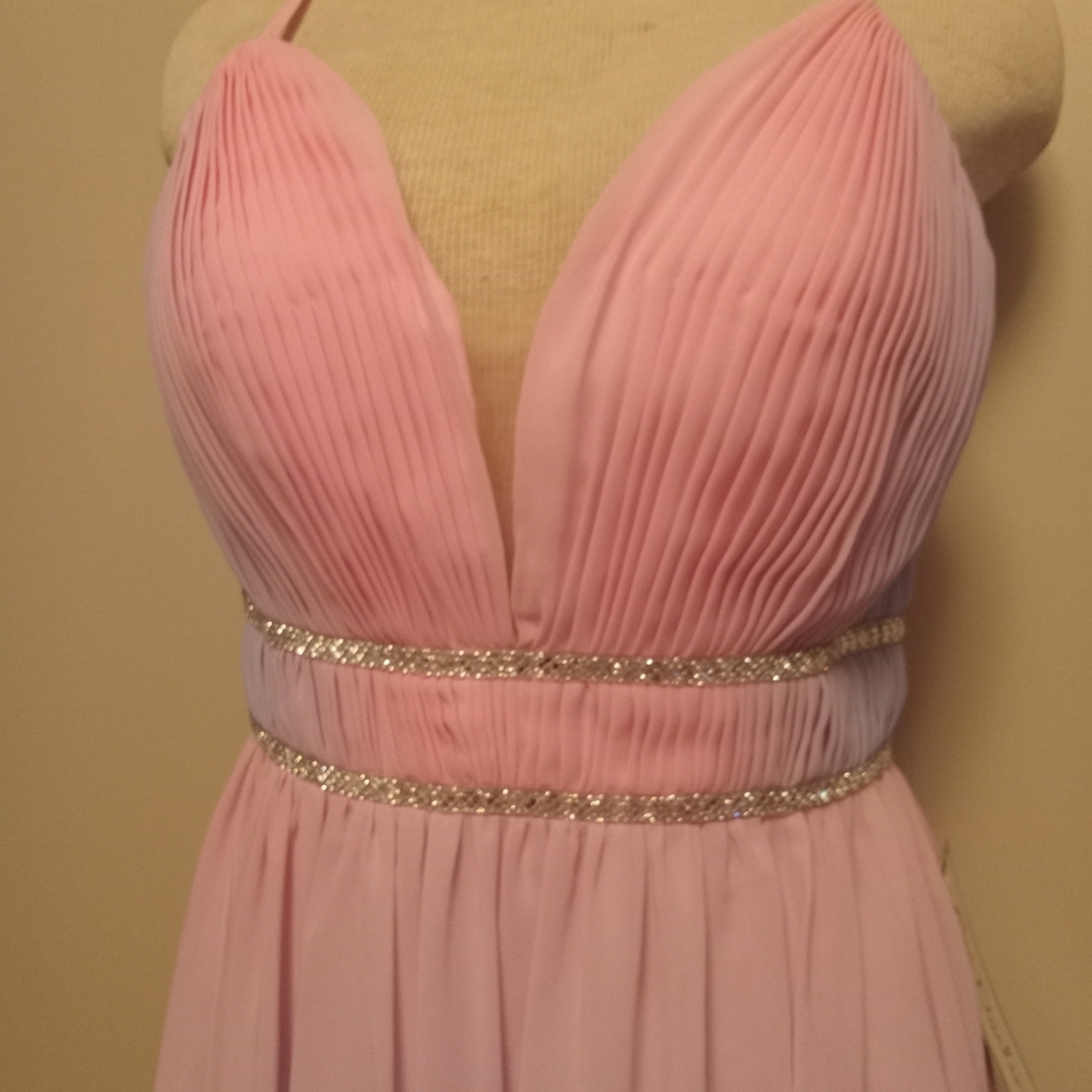 🆕️BEE DARLIN DRESS🆕️ - Picture 10 of 12